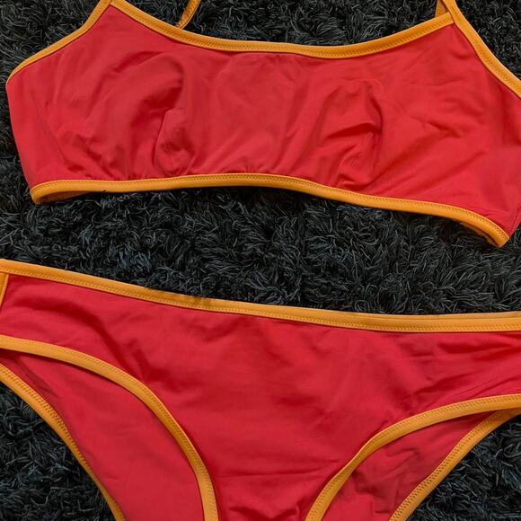 Tomas Maier x Uniqlo bikini - Picture 3 of 6